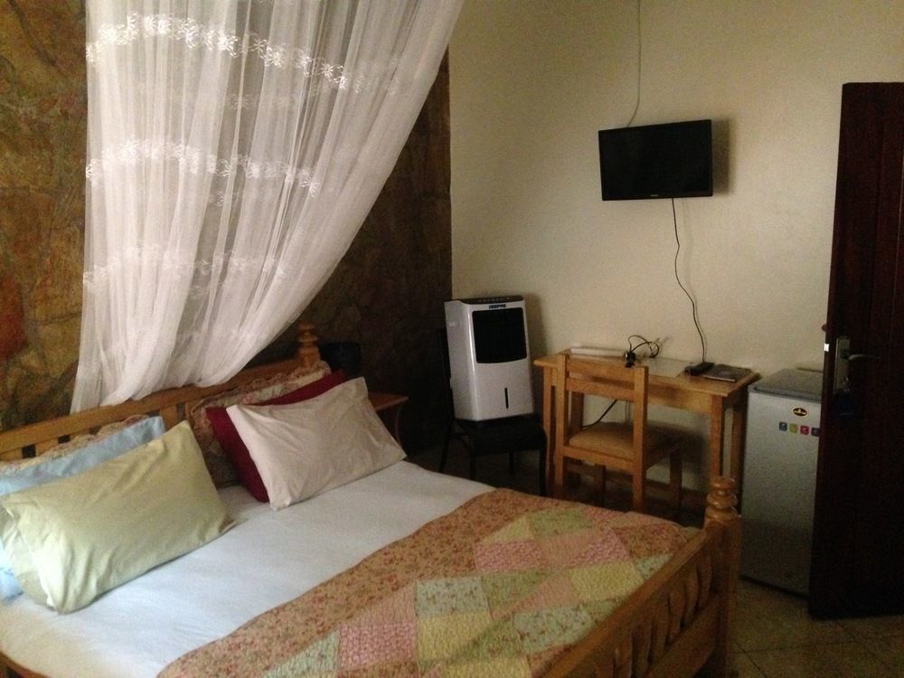La Feve Beach Bed And Breakfast Hotel 엔테베 외부 사진